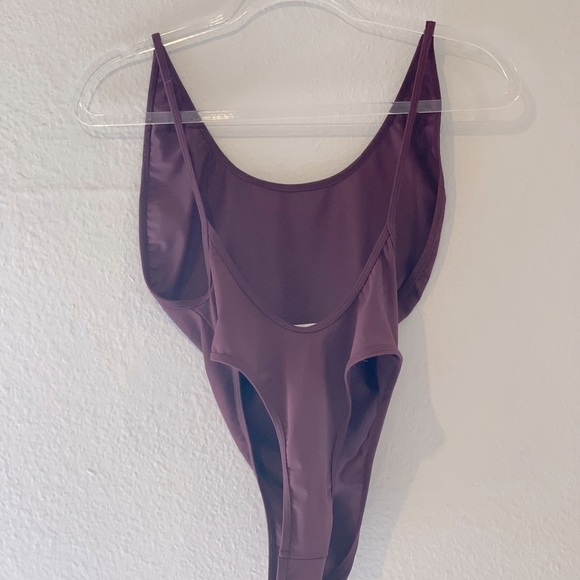Laina Rauma Small thong onepiece swimsuit burgundy S - Picture 12 of 13